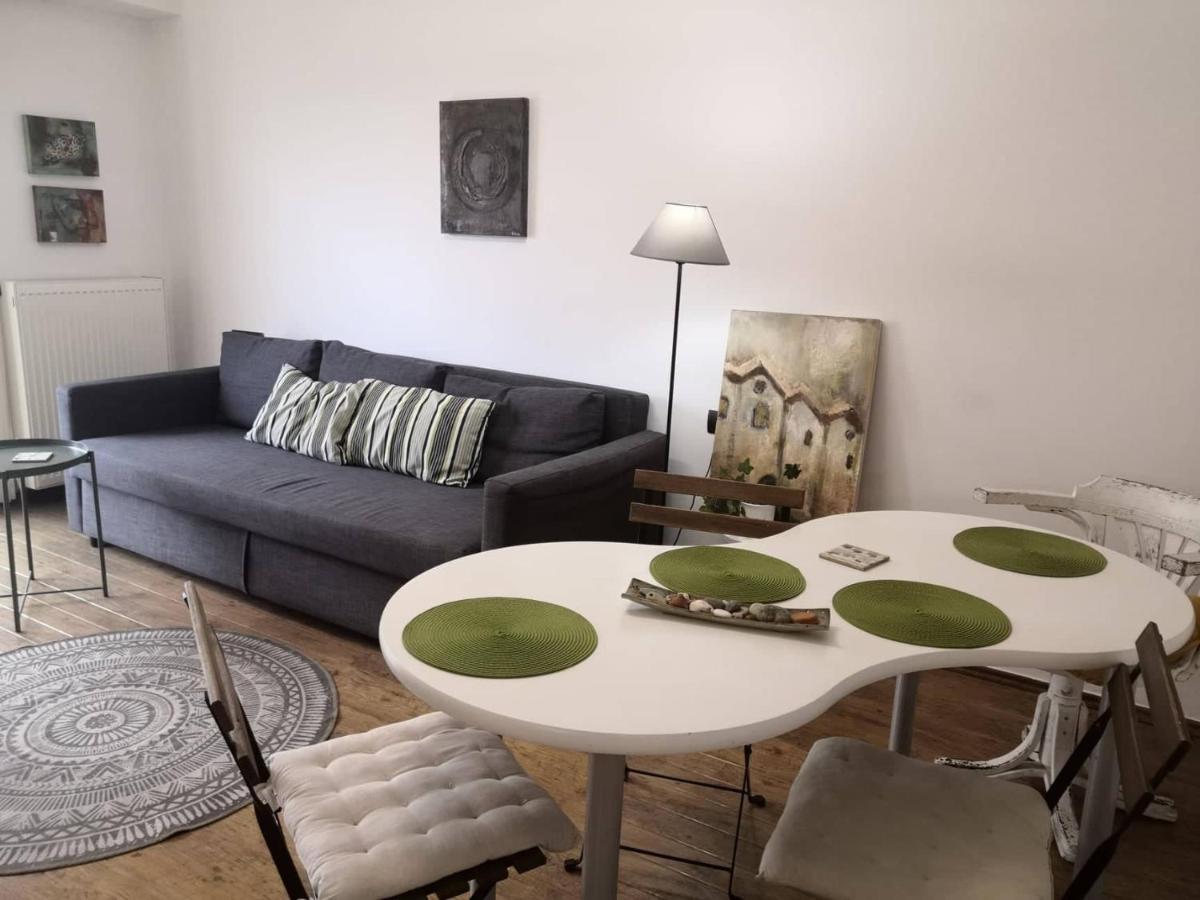 City Square Apartment Ханья Экстерьер фото